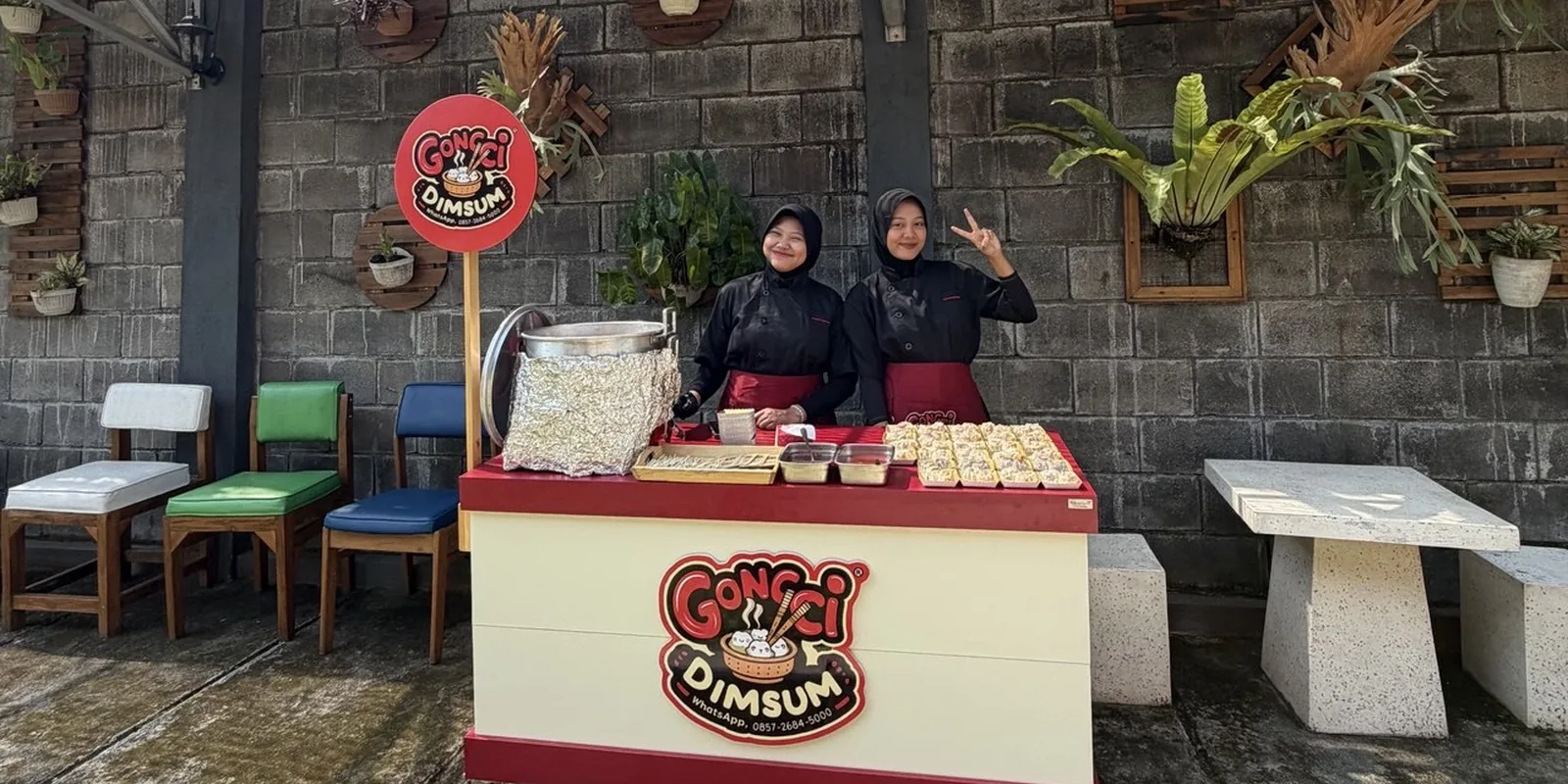 Booth catering dimsum Gongci di event Malang