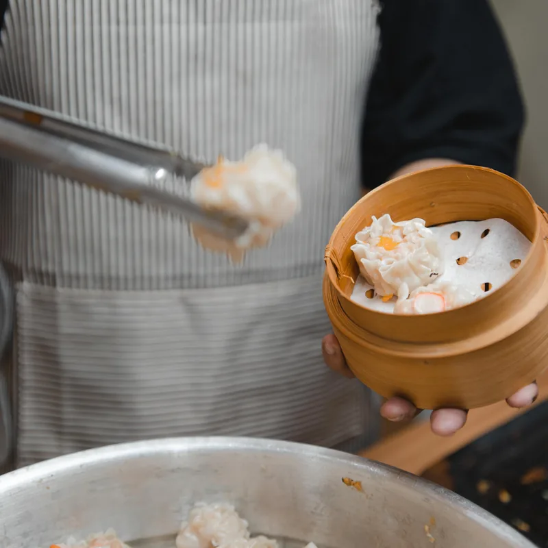 Steamer dimsum Gongci mengepul
